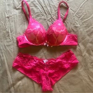 Victoria’s Secret - Body By Victoria bra and panty set, Bra: 34A, panties: S.